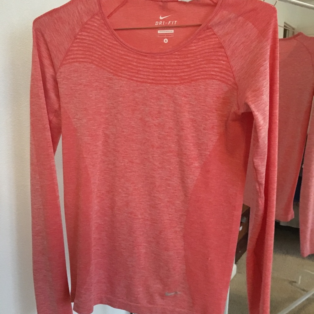 Nike long sleeve shirt